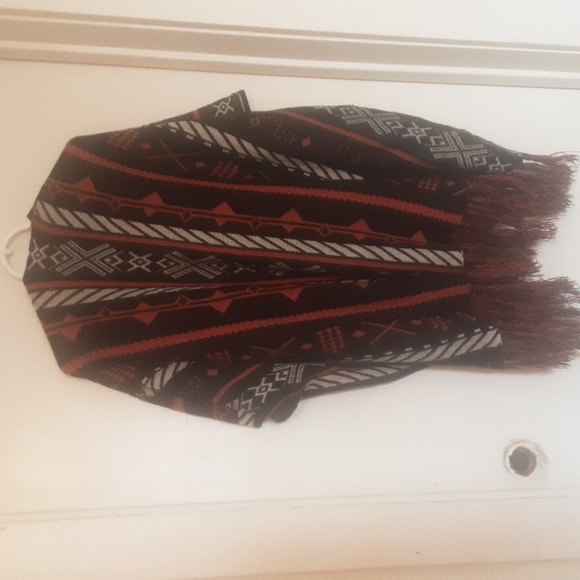 West 36th Aztec Pattern Poncho Sz S/M - Picture 4 of 5